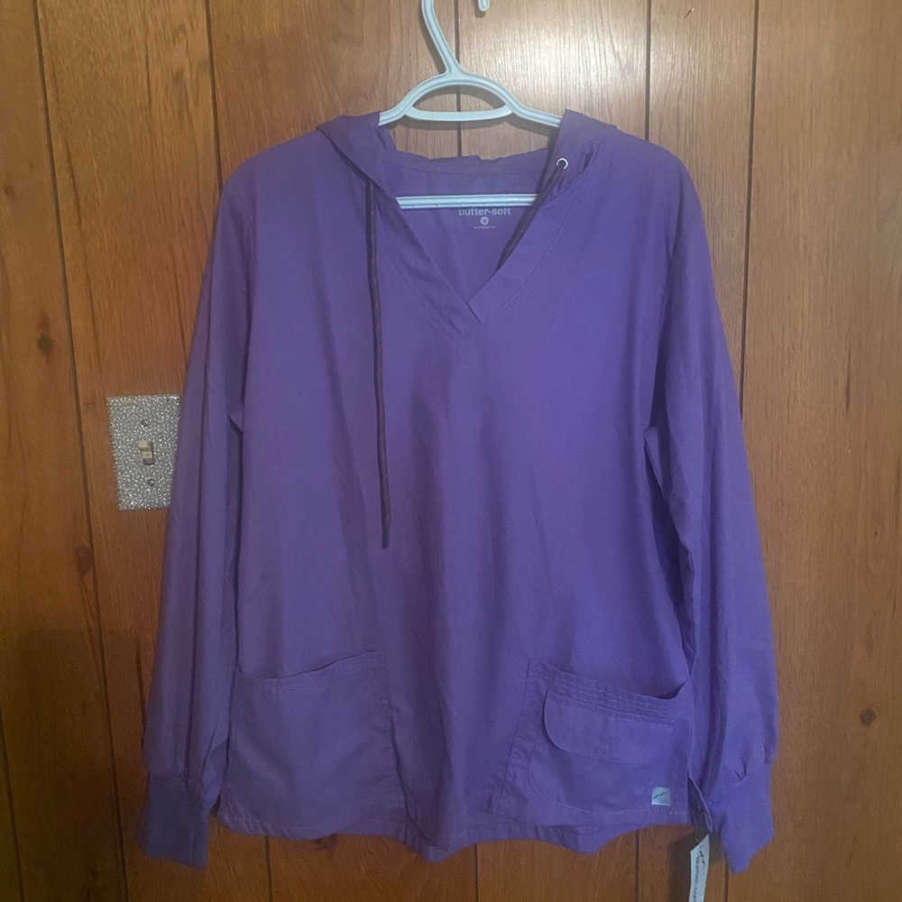 Brand new Butter soft hooded scrub set